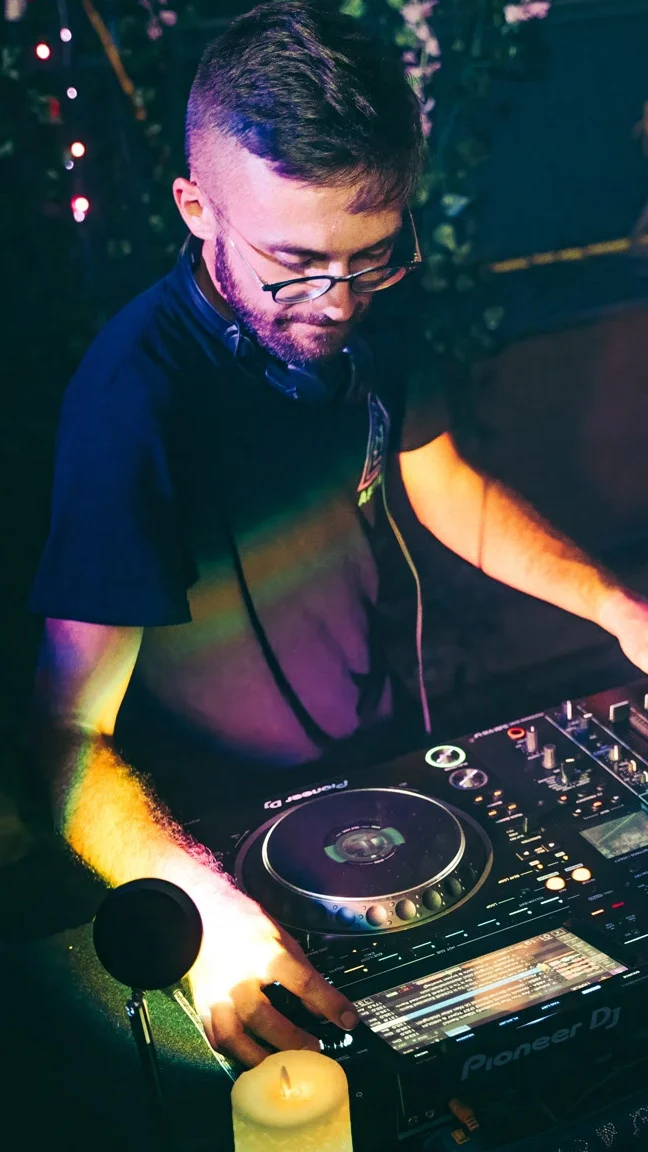 Looking for the next track.